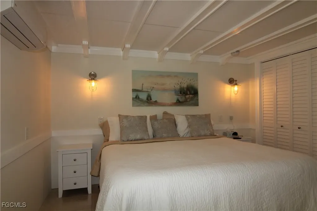 110-112 Voorhis Street Fort Myers Beach FL 33931