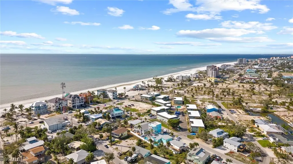 110-112 Voorhis Street Fort Myers Beach FL 33931