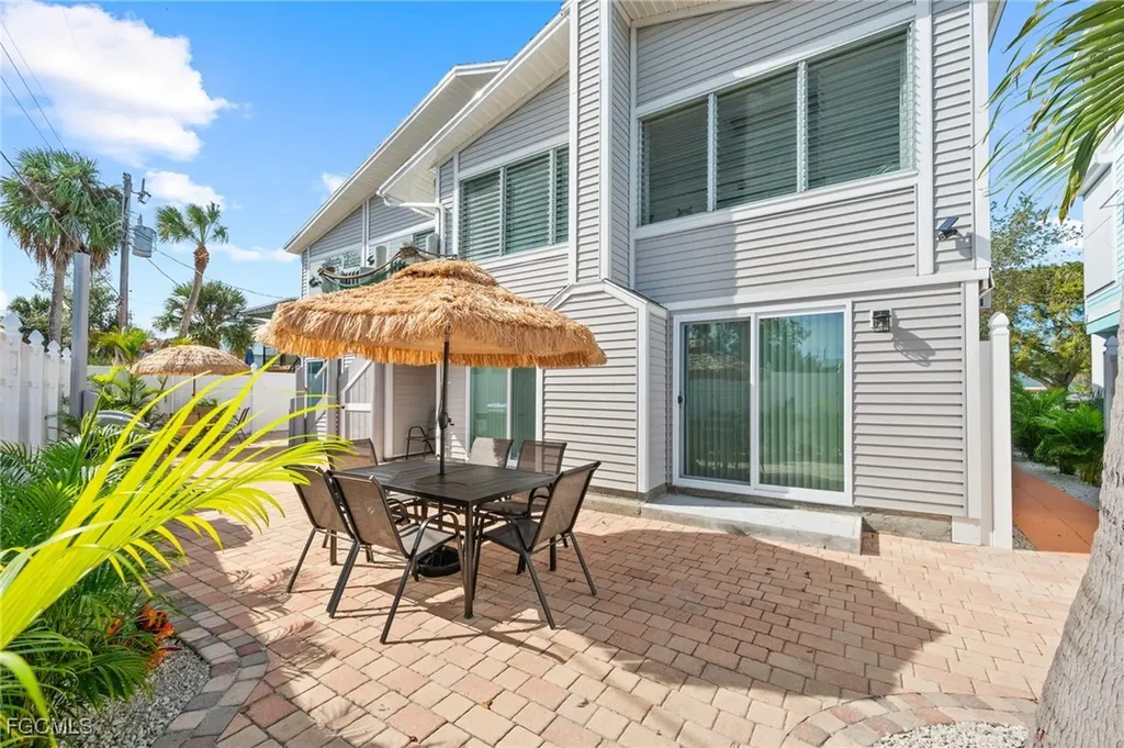 110-112 Voorhis Street Fort Myers Beach FL 33931