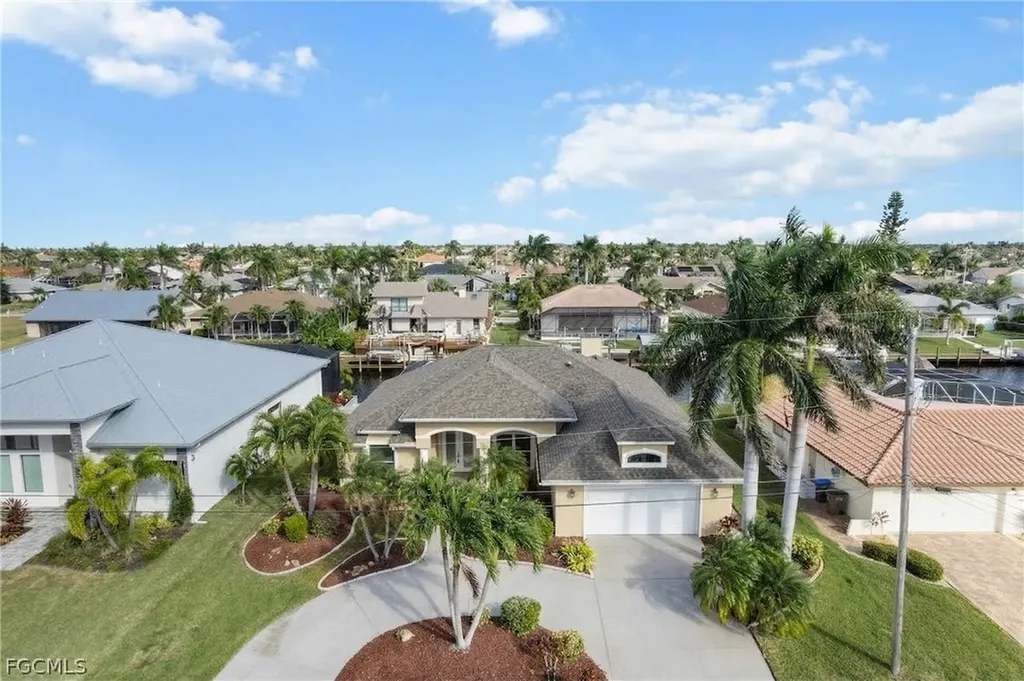 5025 SW 10th Avenue Cape Coral FL 33914