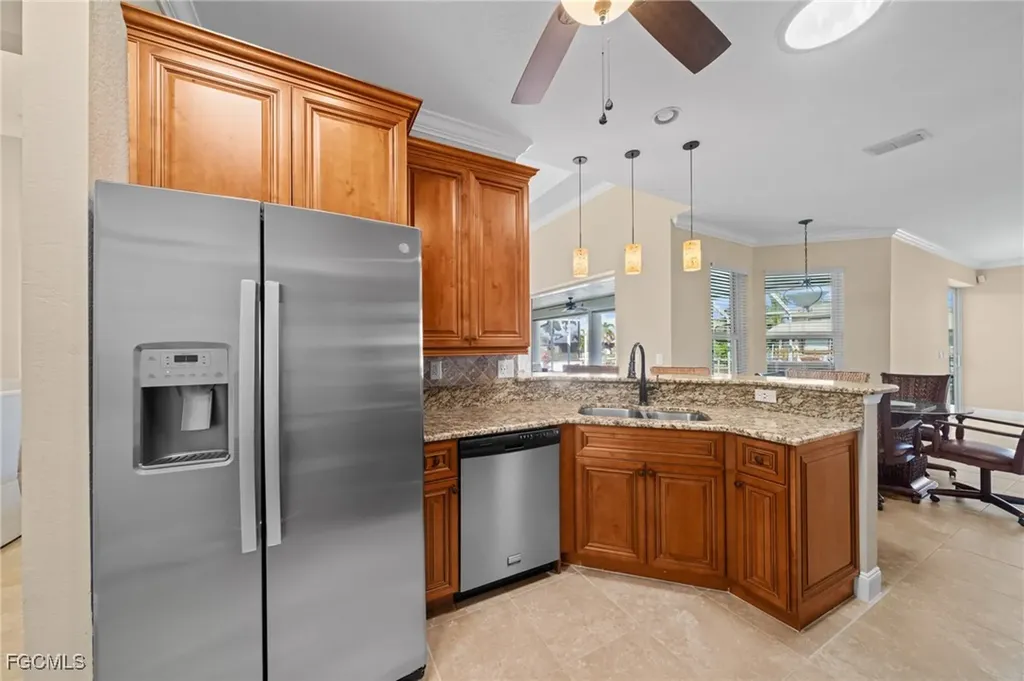 5025 SW 10th Avenue Cape Coral FL 33914