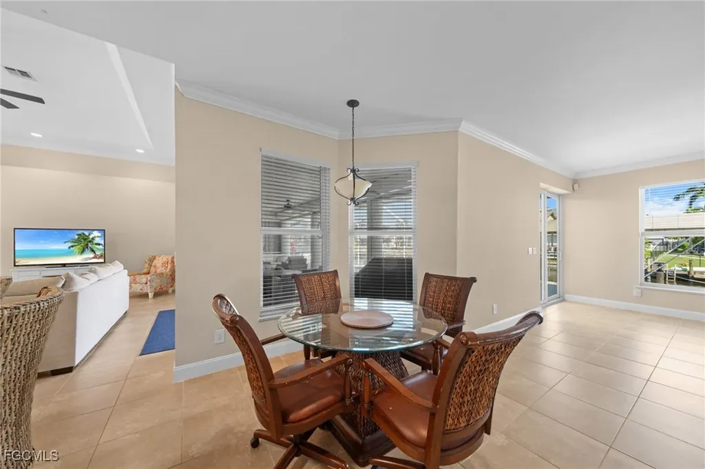 5025 SW 10th Avenue Cape Coral FL 33914