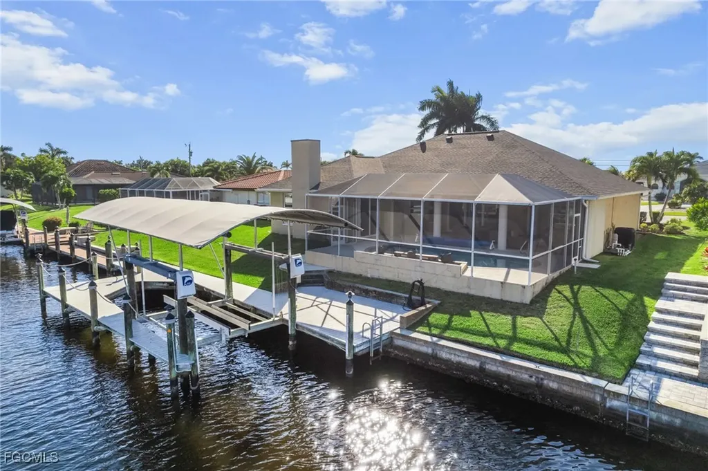 5025 SW 10th Avenue Cape Coral FL 33914