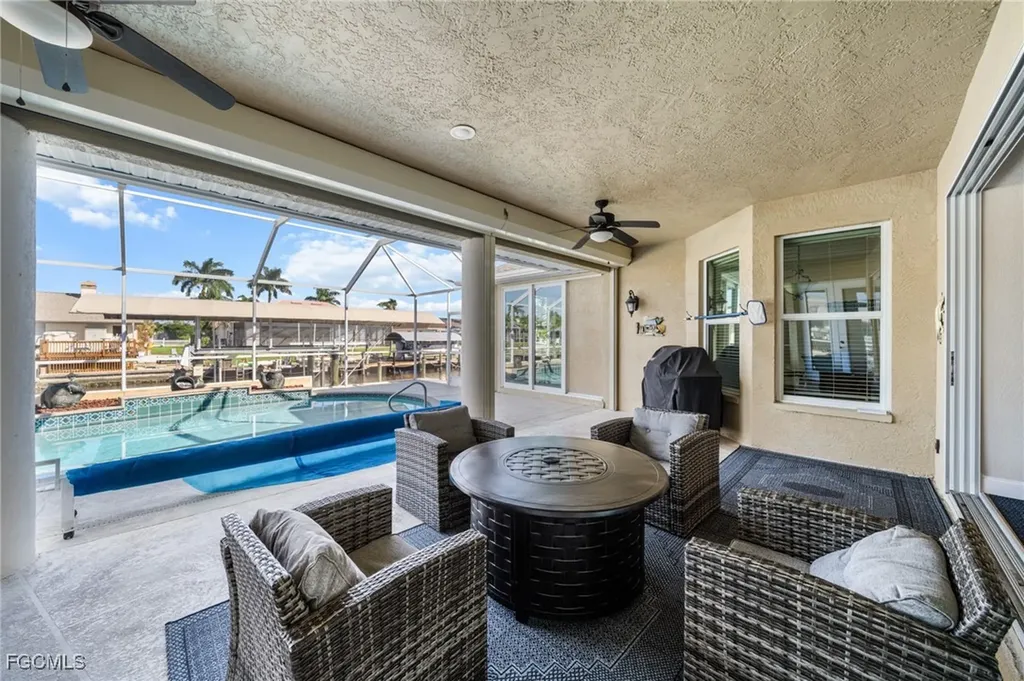 5025 SW 10th Avenue Cape Coral FL 33914