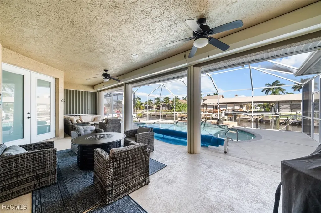 5025 SW 10th Avenue Cape Coral FL 33914