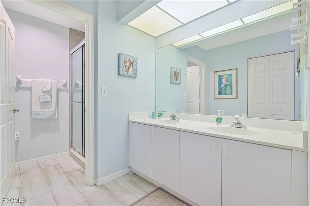 915 New Waterford Drive Naples FL 34104