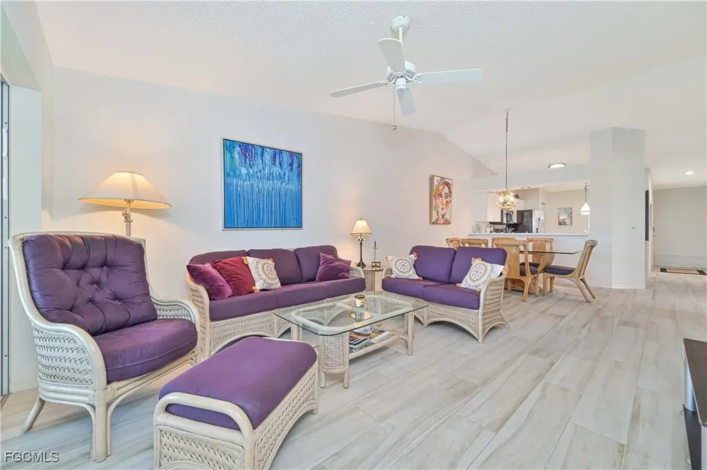 915 New Waterford Drive Naples FL 34104