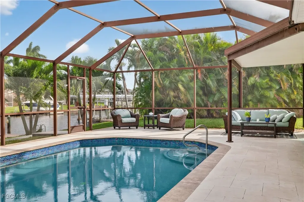 135 SW 56th Terrace Cape Coral FL 33914