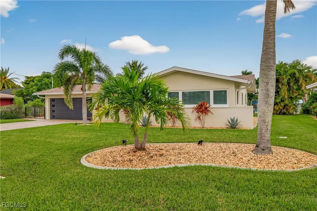 135 SW 56th Terrace Cape Coral FL 33914