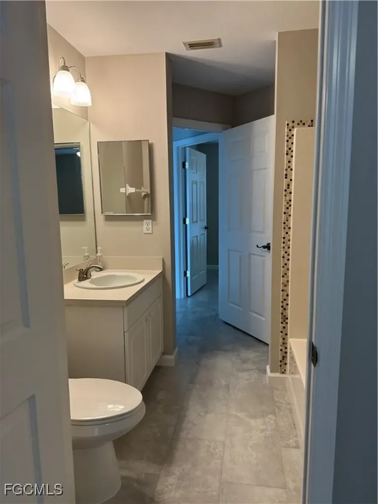 3716 SW 15th Place Cape Coral FL 33914