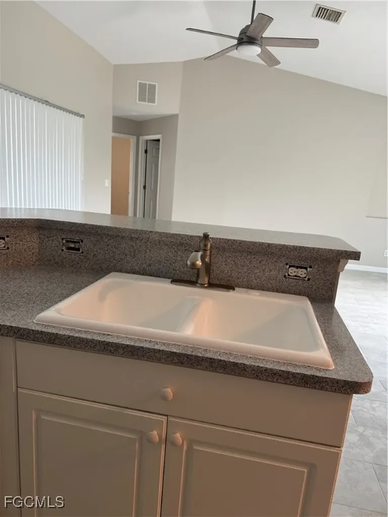 3716 SW 15th Place Cape Coral FL 33914