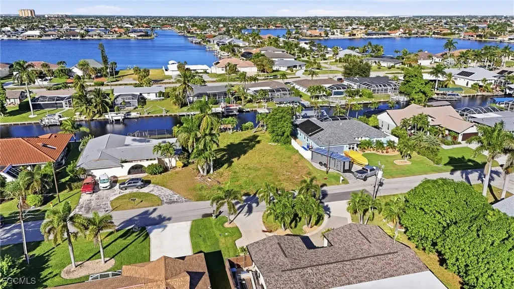 5328 SW 3rd Avenue Cape Coral FL 33914