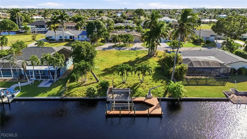 5328 SW 3rd Avenue Cape Coral FL 33914