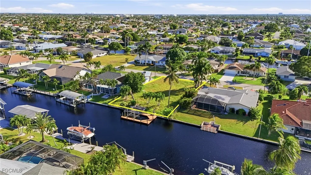 5328 SW 3rd Avenue Cape Coral FL 33914