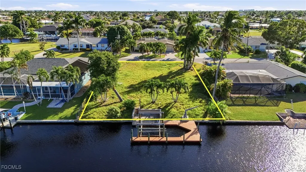 5328 SW 3rd Avenue Cape Coral FL 33914