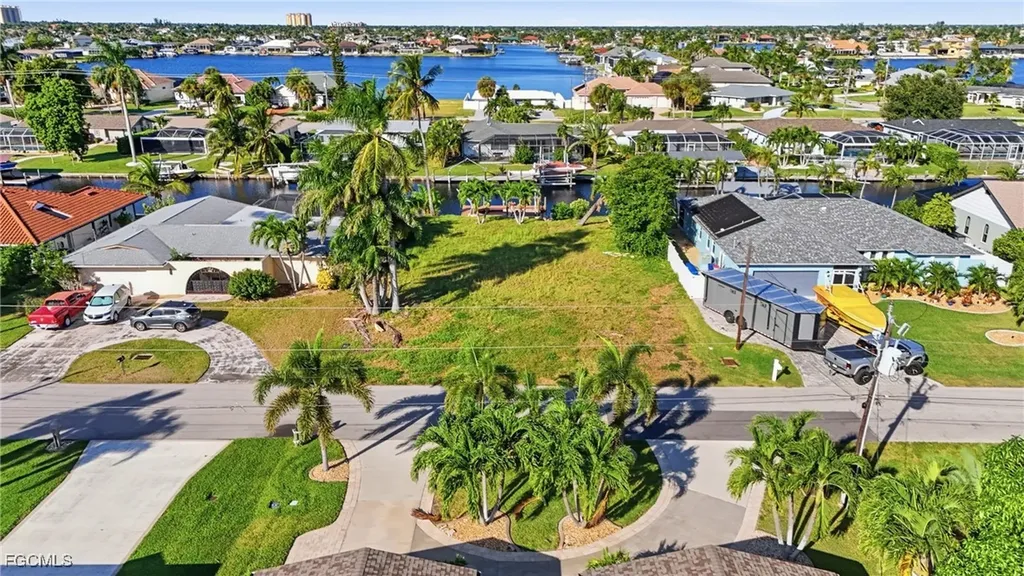 5328 SW 3rd Avenue Cape Coral FL 33914