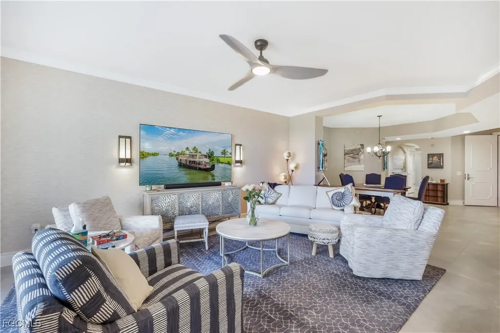 6081 Silver King Boulevard Cape Coral FL 33914