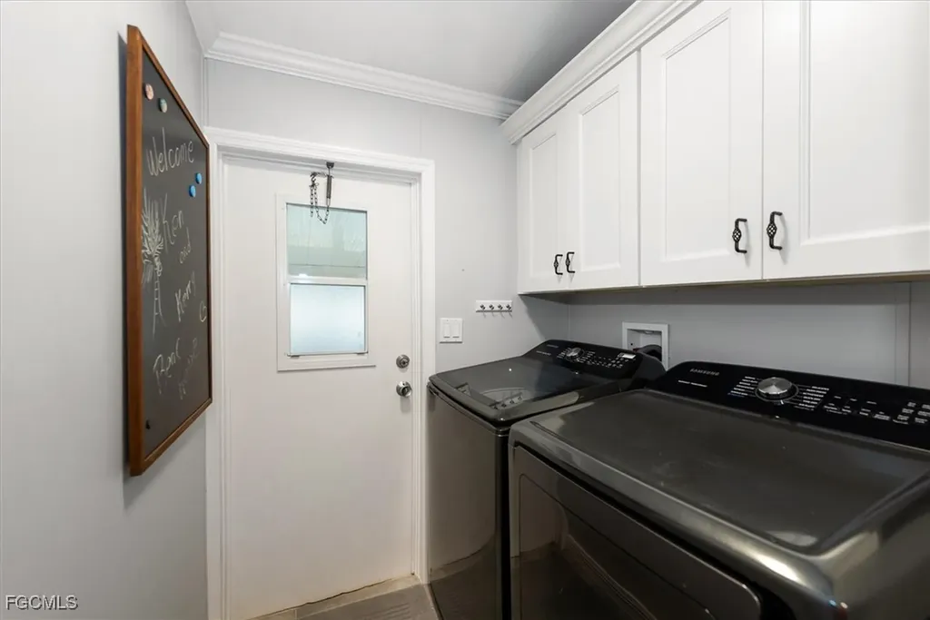 102 Elise Drive Fort Myers FL 33908