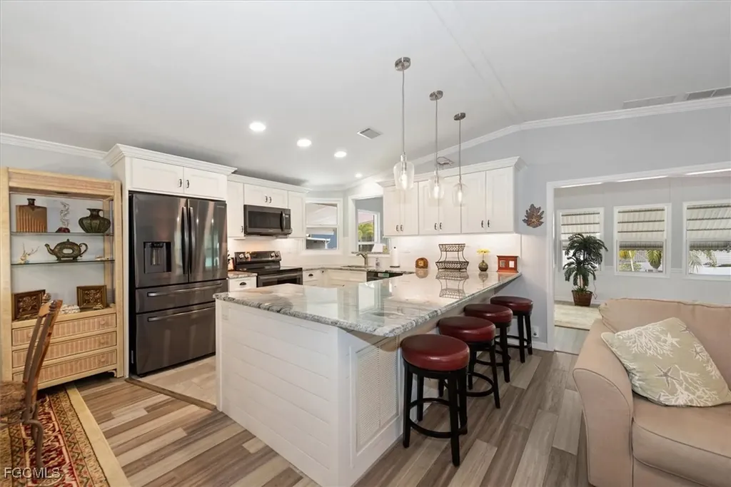 102 Elise Drive Fort Myers FL 33908