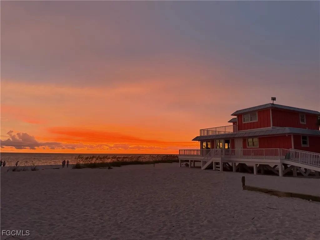 320 Pieces Of Eight Captiva FL 33924