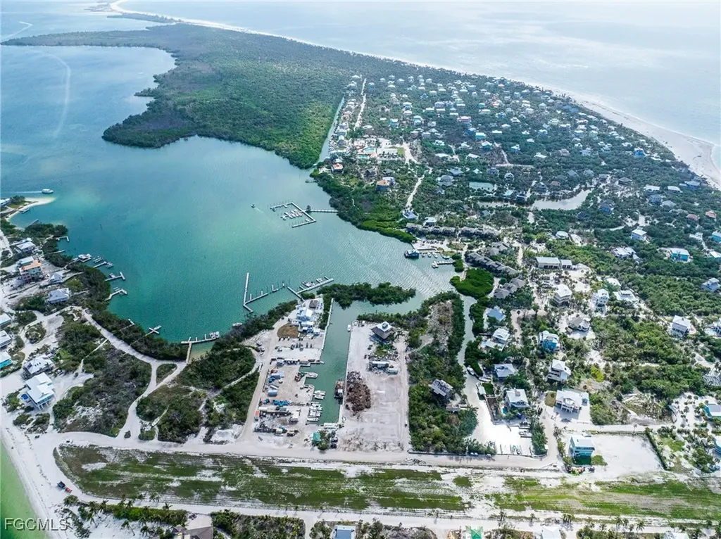 320 Pieces Of Eight Captiva FL 33924