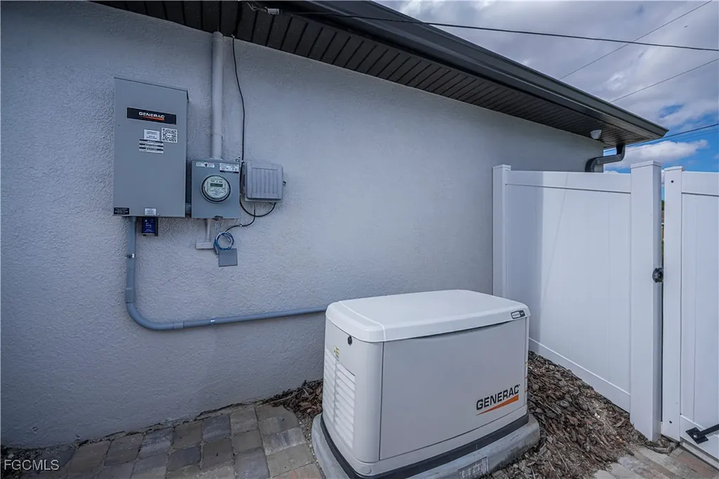 402 NW 18th Terrace Cape Coral FL 33993