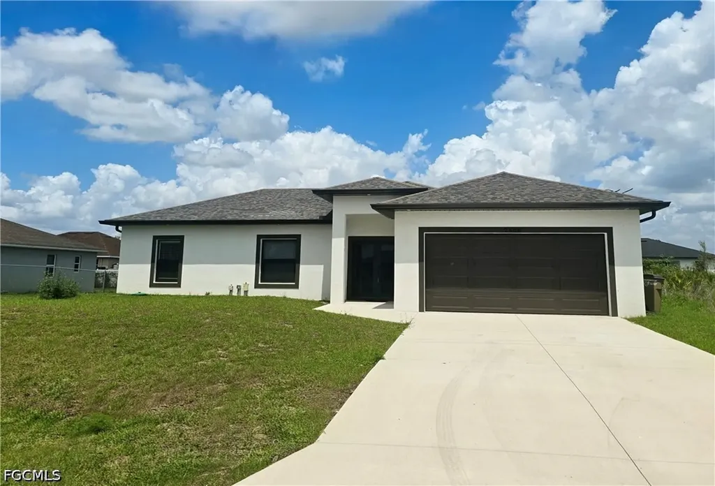 2806 57th Street W Lehigh Acres FL 33971