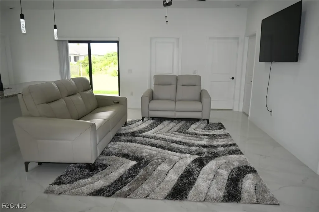 2806 57th Street W Lehigh Acres FL 33971