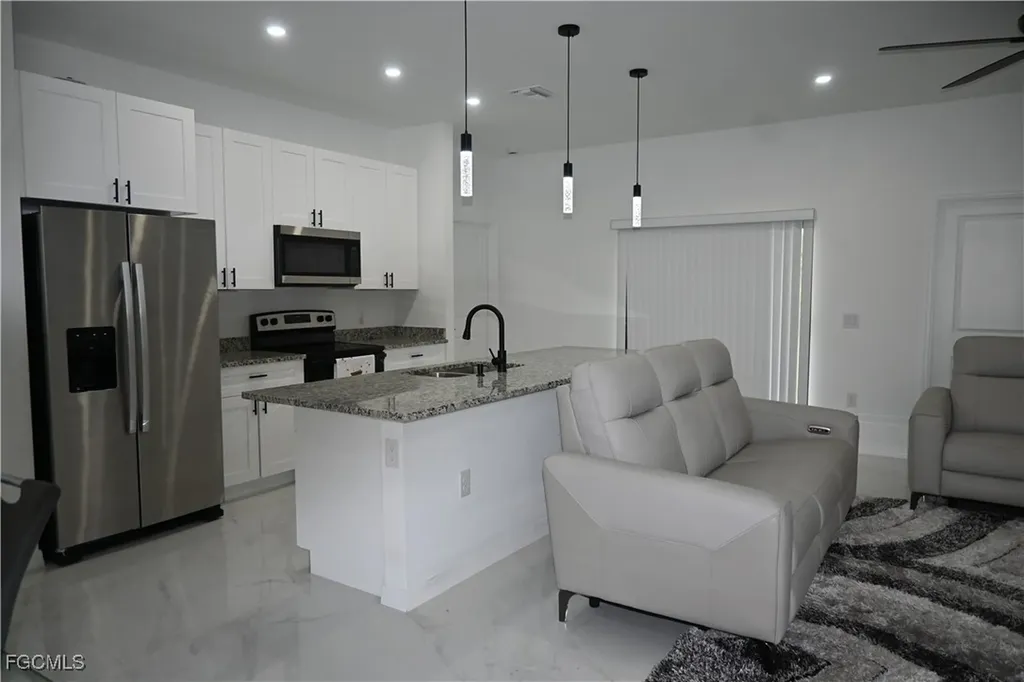 2806 57th Street W Lehigh Acres FL 33971