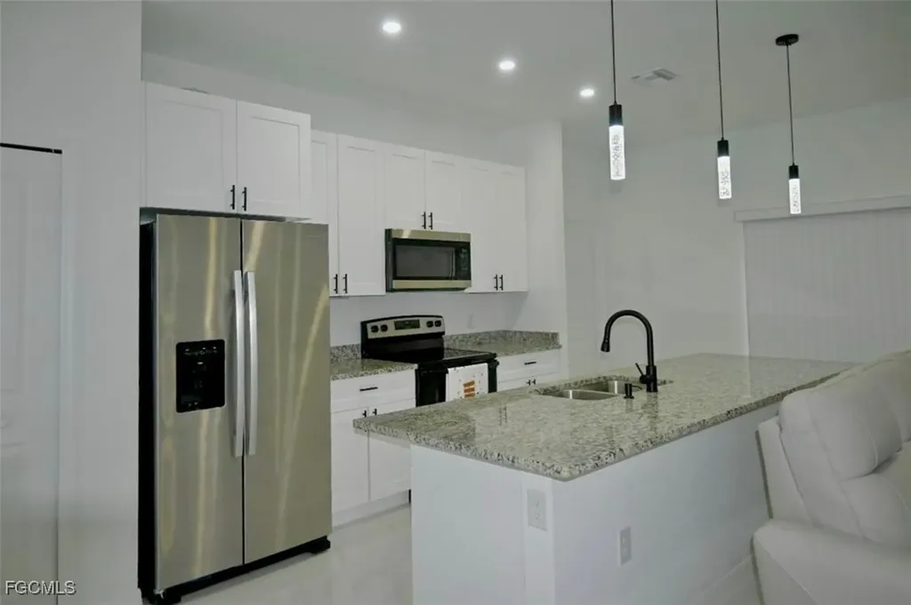 2806 57th Street W Lehigh Acres FL 33971