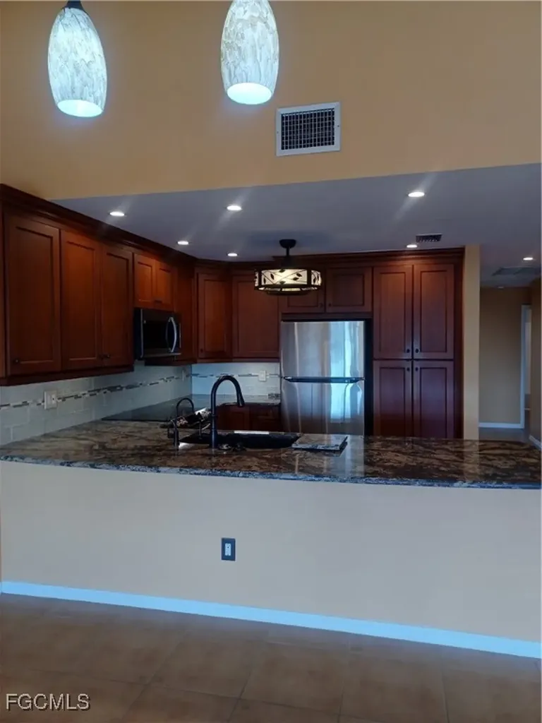 5515 SW 12th Avenue Cape Coral FL 33914