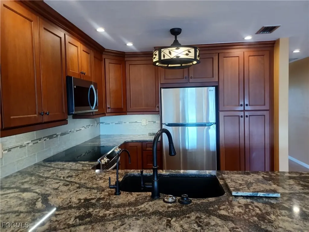 5515 SW 12th Avenue Cape Coral FL 33914