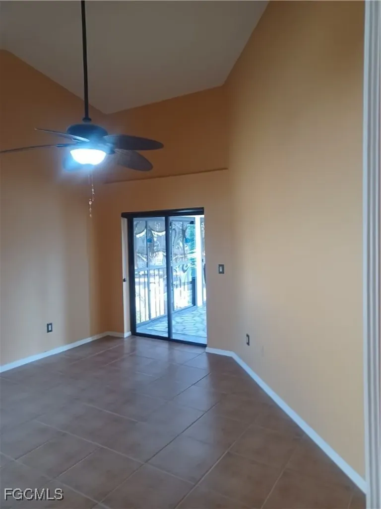 5515 SW 12th Avenue Cape Coral FL 33914