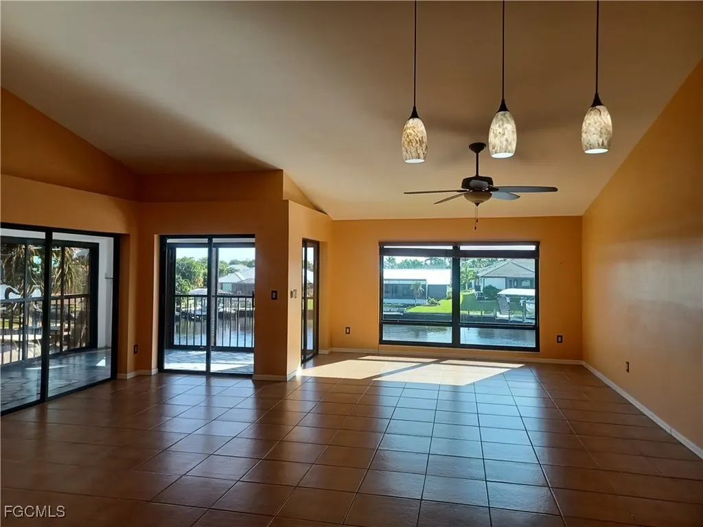 5515 SW 12th Avenue Cape Coral FL 33914