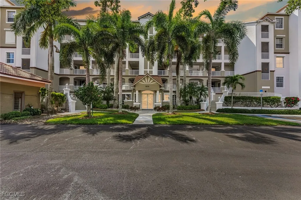 9131 Southmont Cove Fort Myers FL 33908