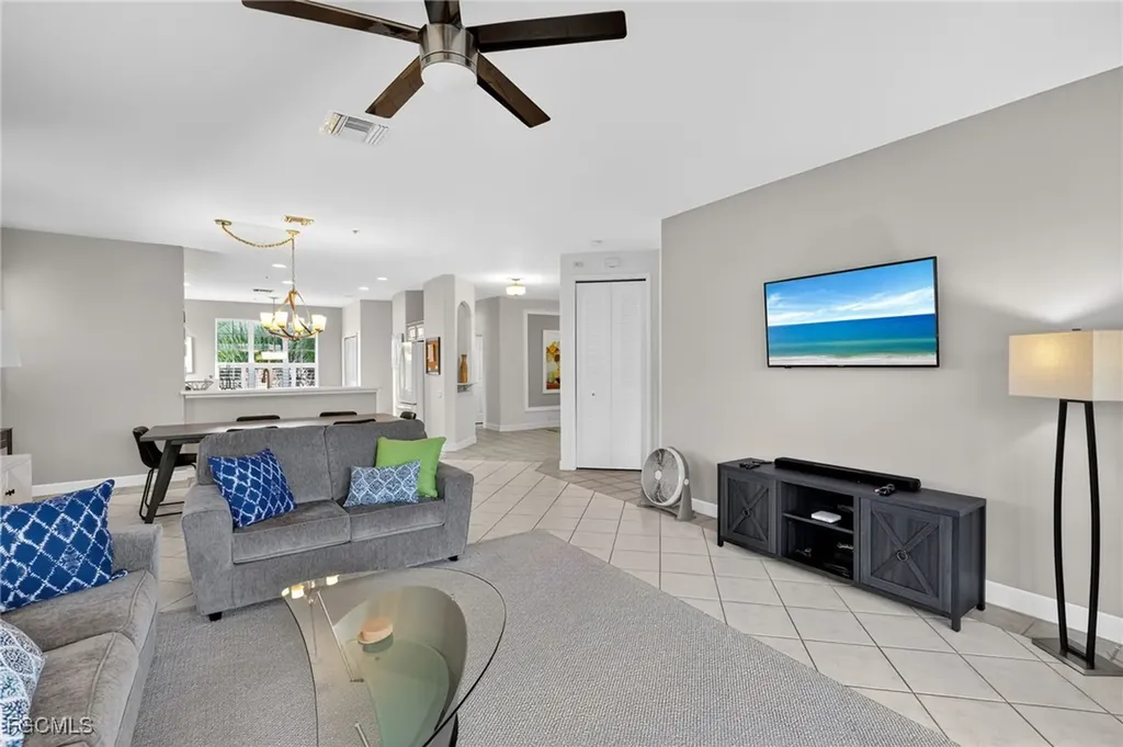 9131 Southmont Cove Fort Myers FL 33908