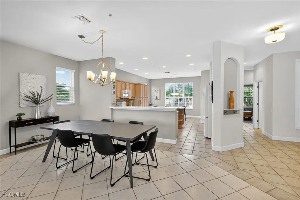 9131 Southmont Cove Fort Myers FL 33908