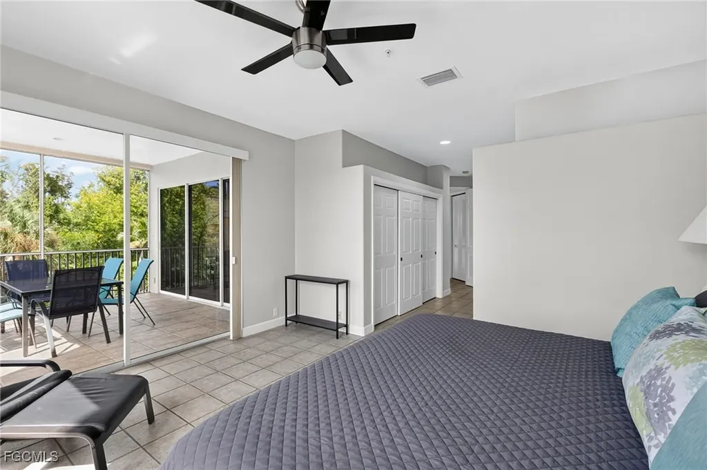 9131 Southmont Cove Fort Myers FL 33908