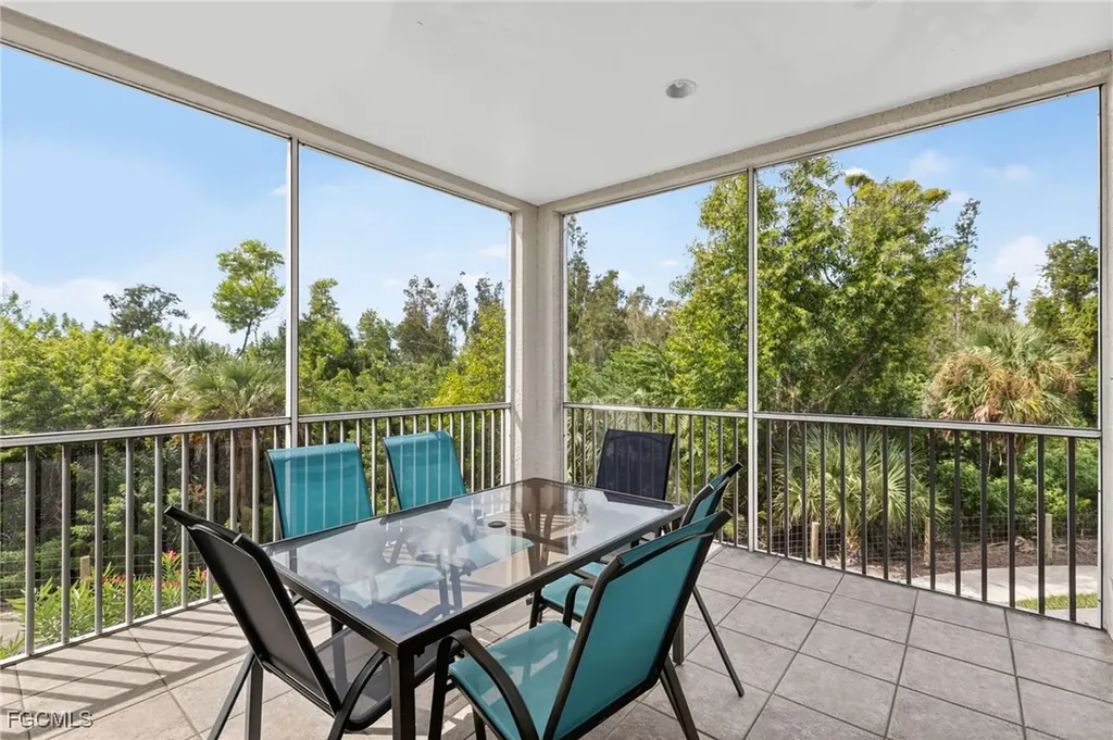 9131 Southmont Cove Fort Myers FL 33908