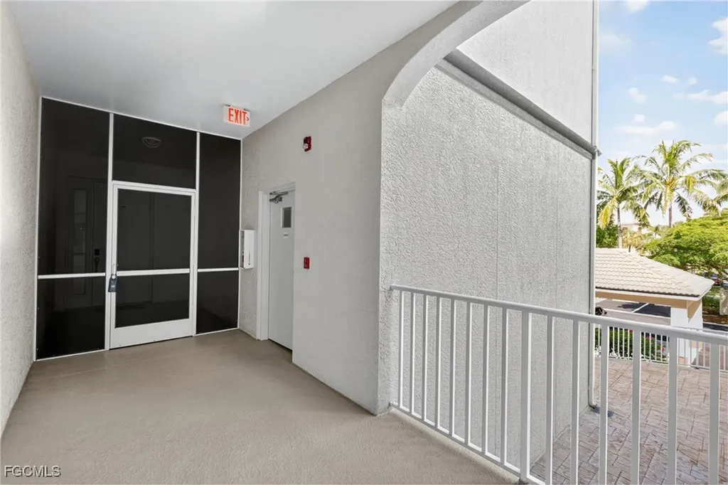 9131 Southmont Cove Fort Myers FL 33908