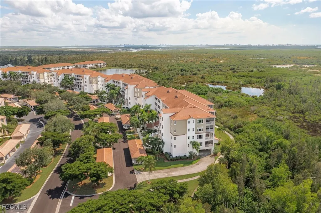 9131 Southmont Cove Fort Myers FL 33908