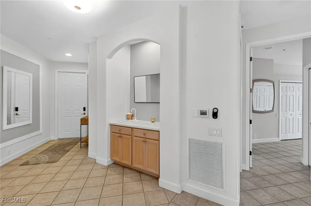 9131 Southmont Cove Fort Myers FL 33908