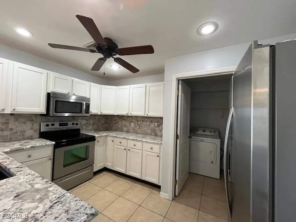 526 NW 16th Terrace Cape Coral FL 33993