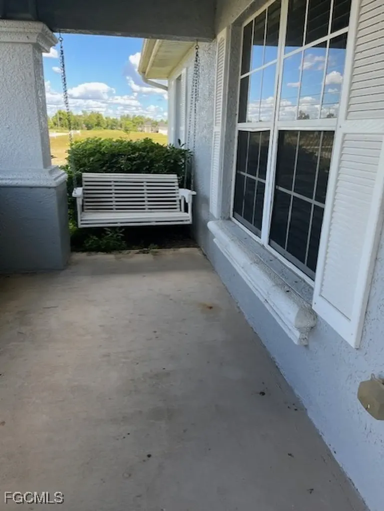 526 NW 16th Terrace Cape Coral FL 33993