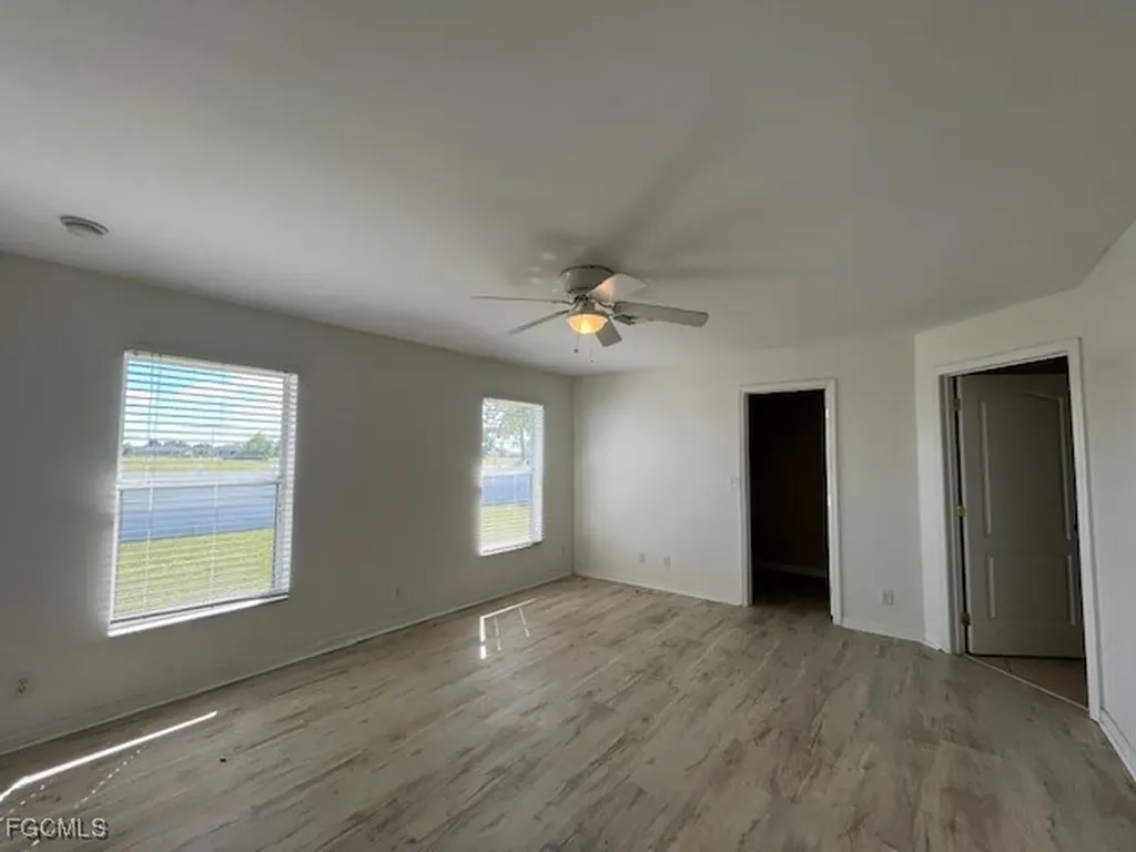 526 NW 16th Terrace Cape Coral FL 33993