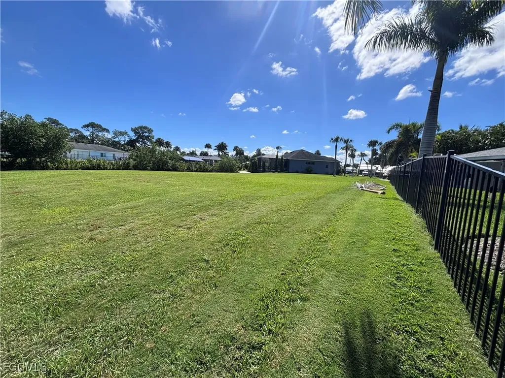 13534 Island Road Fort Myers FL 33905