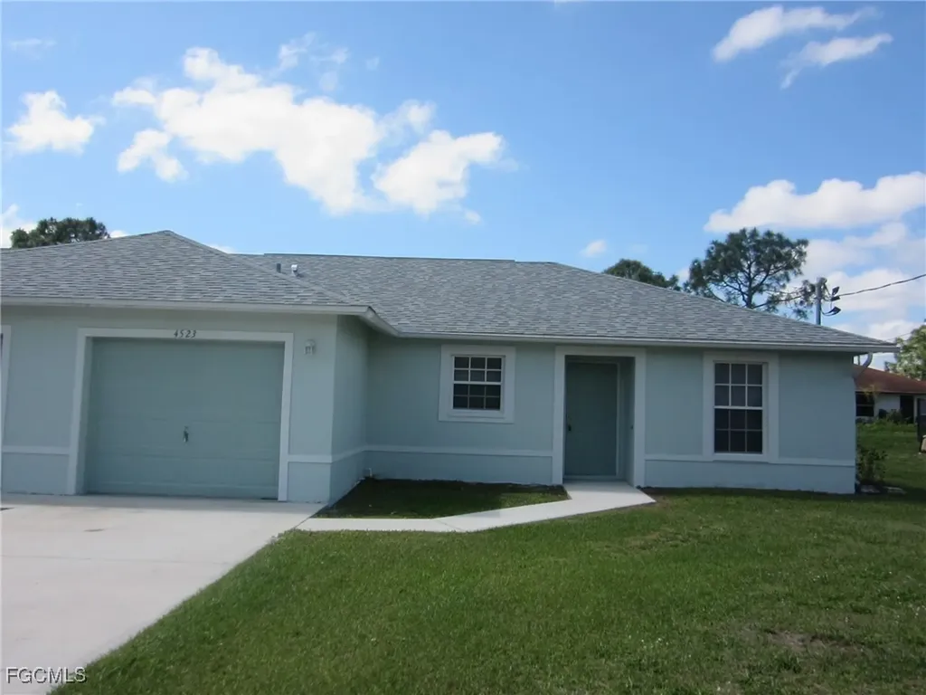 4523 22nd Street SW Lehigh Acres FL 33973