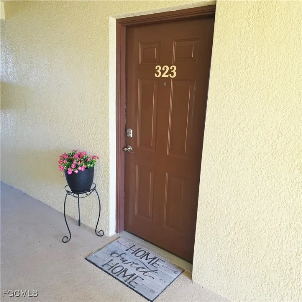 4121 Residence Drive Fort Myers FL 33901