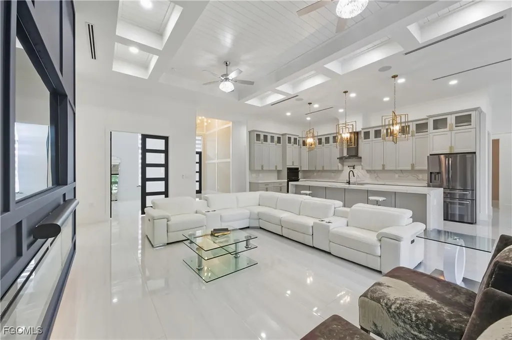 3219 White Boulevard Naples FL 34117