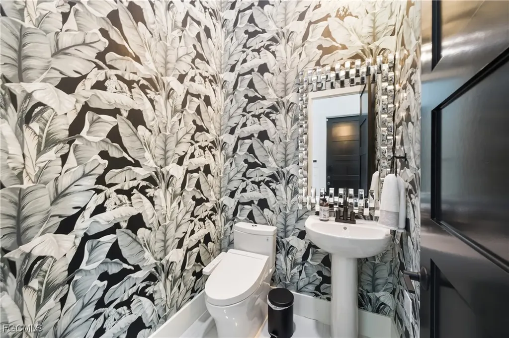 3219 White Boulevard Naples FL 34117